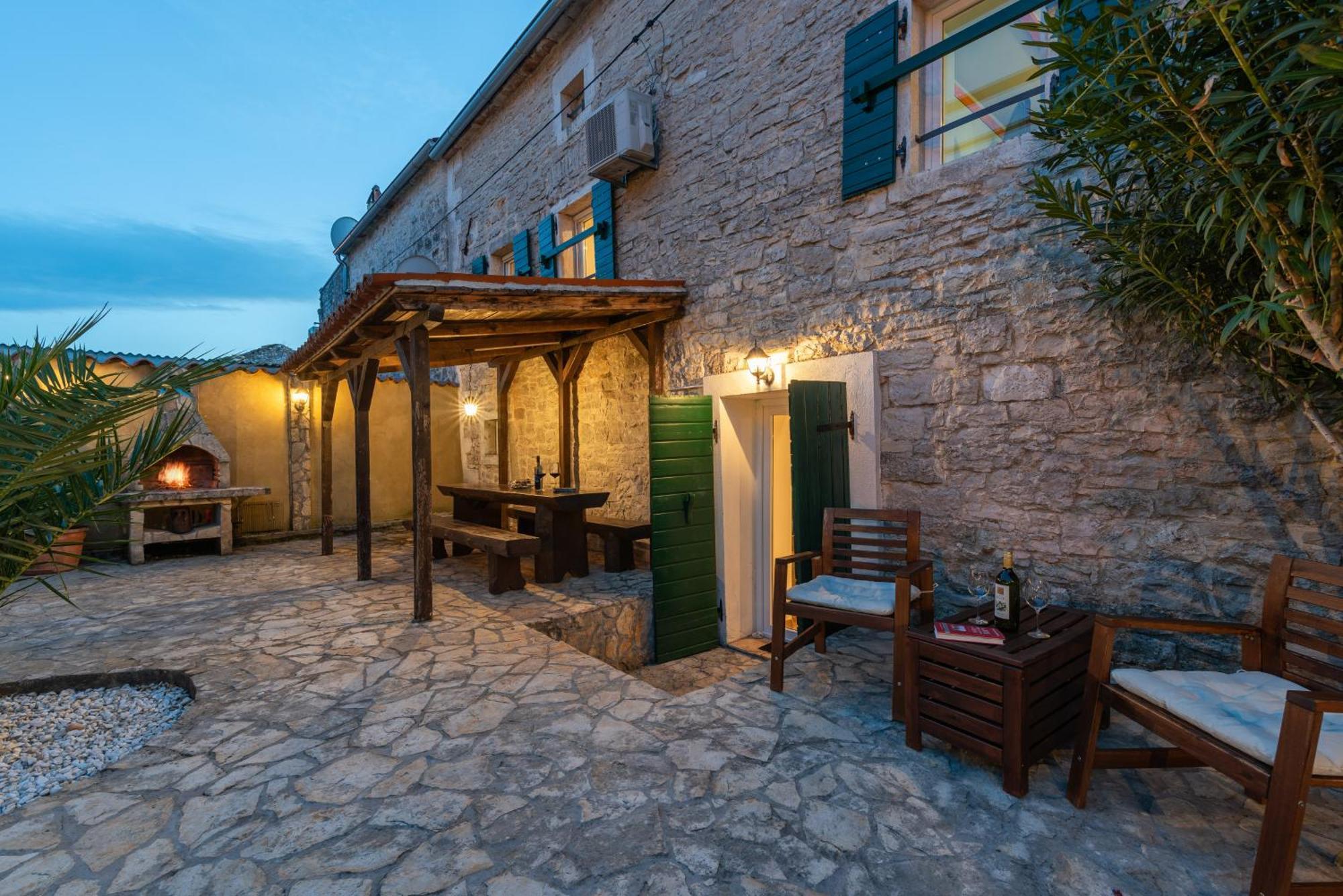바데르나 Casa Stifanici 빌라 외부 사진
